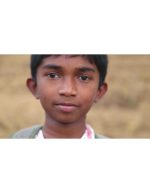 پرتره یک کودک روستایی آسیایی | منظره گرمسیری - Image 2