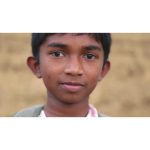 پرتره یک کودک روستایی آسیایی | منظره گرمسیری