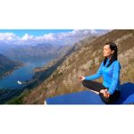 ویدیو استوک تمرین یوگا در کوهستان