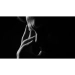 ویدیو استوک مردی در حال مبارزه با مشکلات روانی