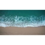 ویدیو استوک هوایی از دریای آبی و آرام
